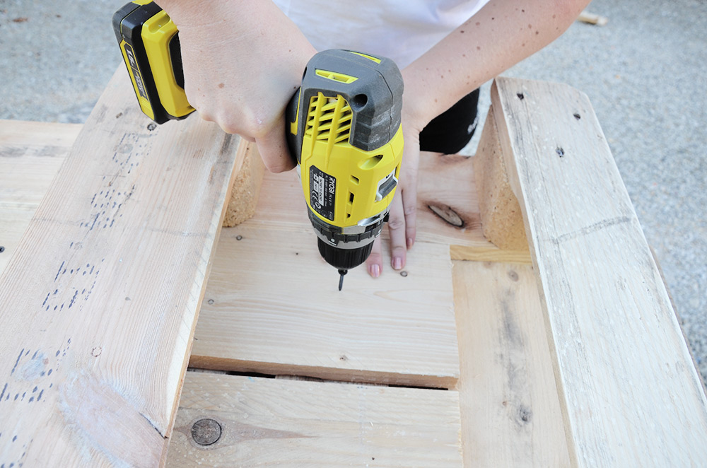 table basse palette en bois