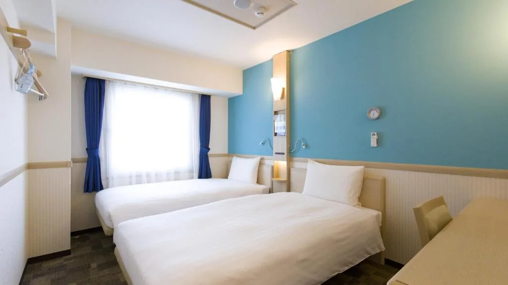 Toyoko Inn Iseshi Eki