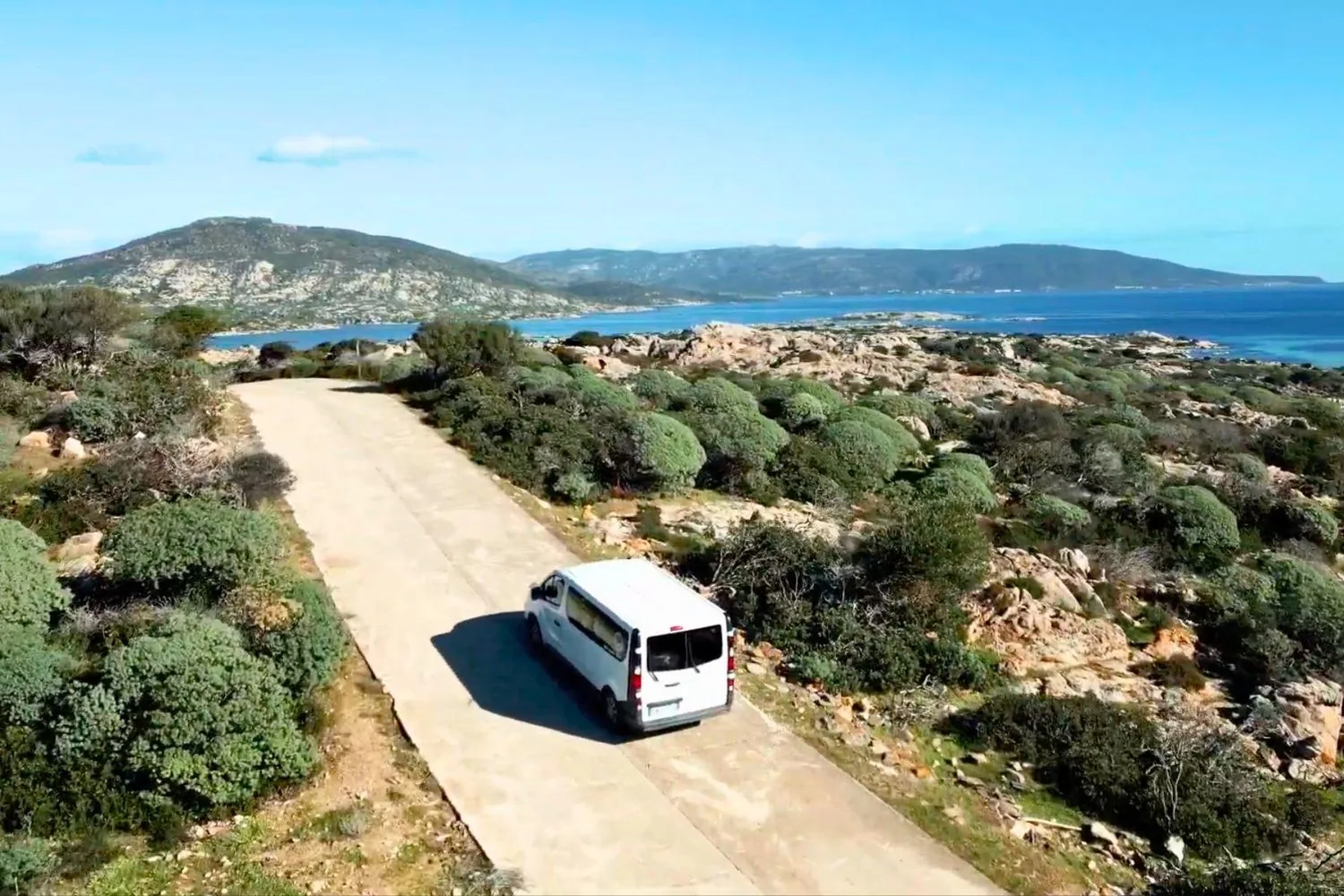 Route d'excursion dans le parc national de l'Asinara