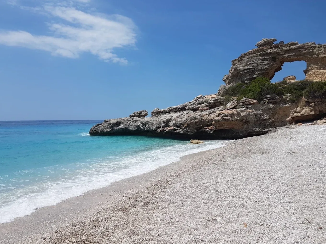 Vue sur la crique de Drymades près de Dhërmi