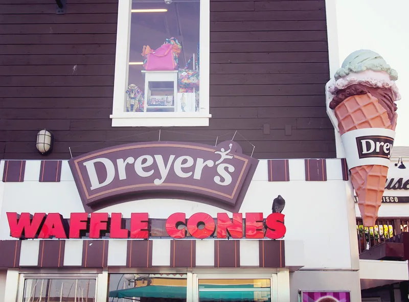 Façade du glacier Dreyer's Waffle Cones sur Pier 39