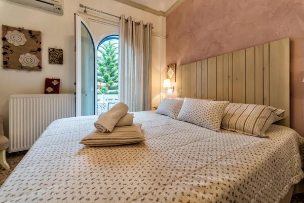 Argyro Rent Rooms, hébergement à Kritsa en Crète